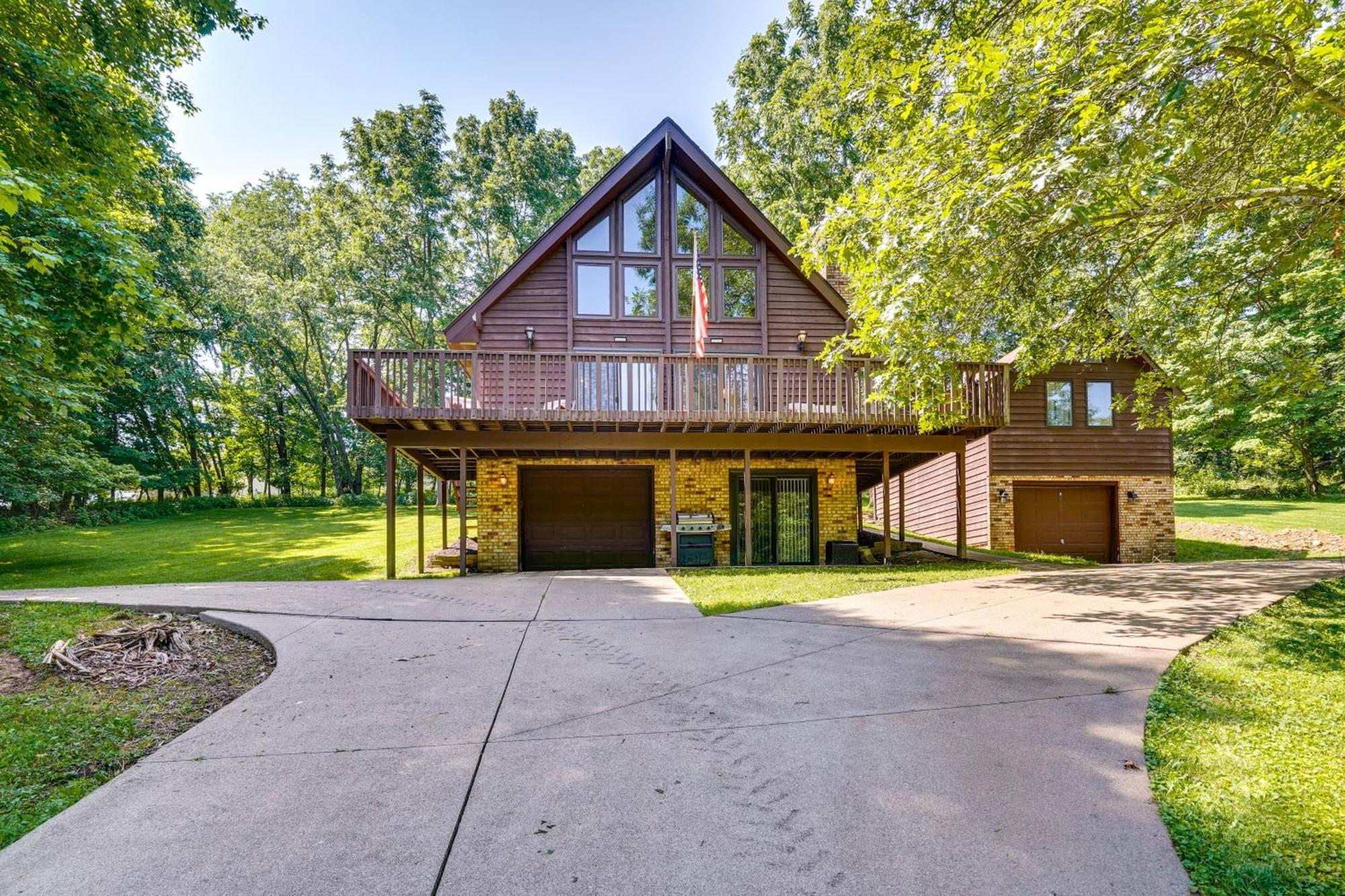Howard Cabin Rental About 3 Mi To Apple Valley Lake! Mount Vernon Exterior photo
